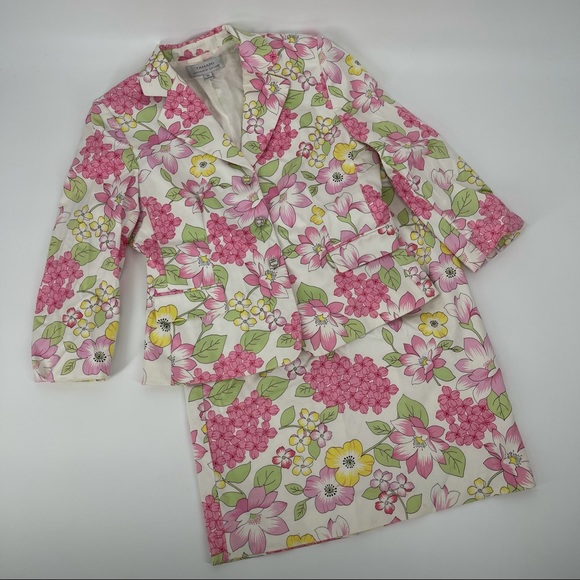 Tahari Dresses & Skirts - Vintage Floral Tahari Skirt Suit